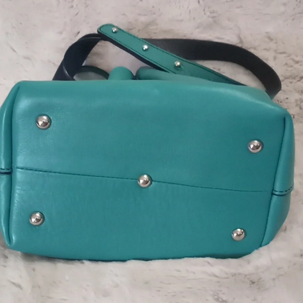 Ava Rossi Handmade Supple Italian Leather Mediterraenean Teal Bucket Cinch Bag - Picture 4 of 6